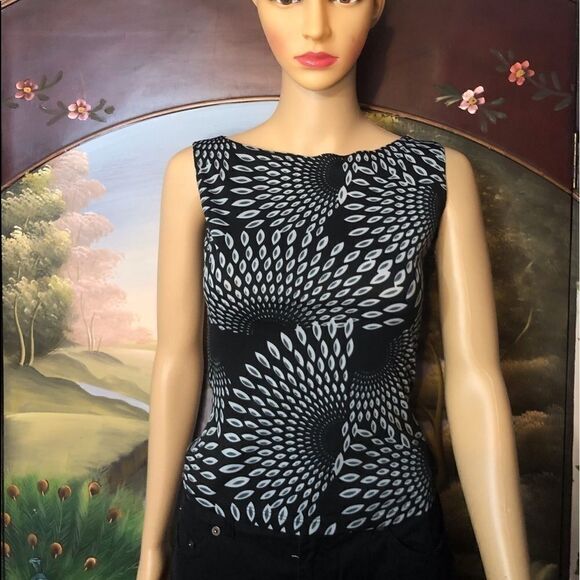 Black & Gray Sleeveless Juniors Blouse Sz XS EUC - Picture 1 of 2